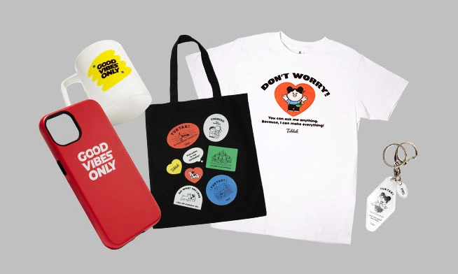 Colorful items 
that bring good luck